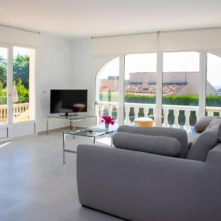 Semesterbostad Bonavilla By Interhome